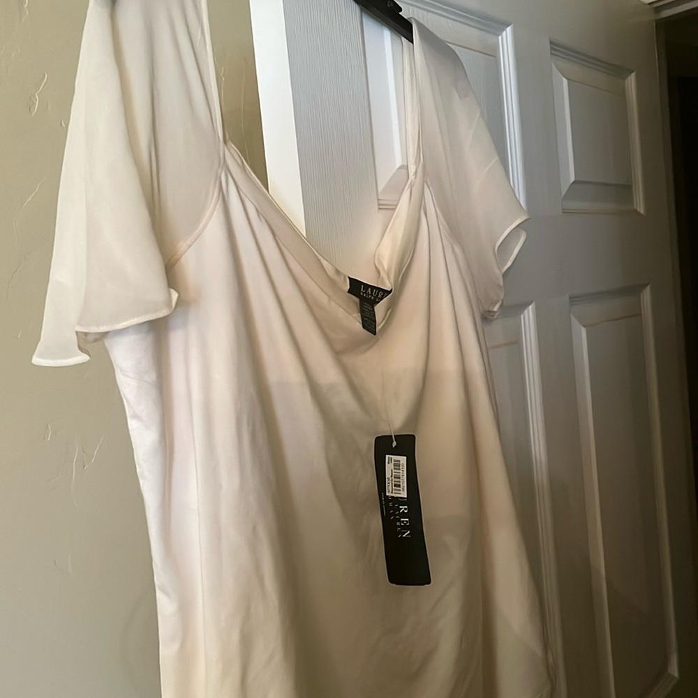 Creamy short sleeved sheer top